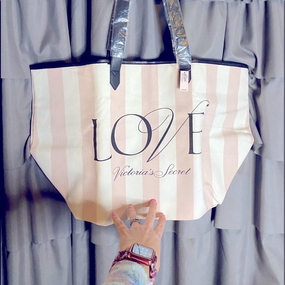 Victoria’s Secret travel/beach bag large canvas